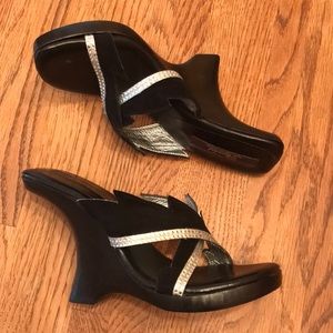 Black rhinestone & suede wedges by Chocolat